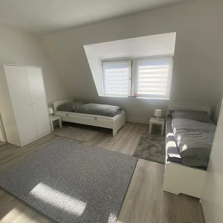 / / Netflex/prime Apartment *