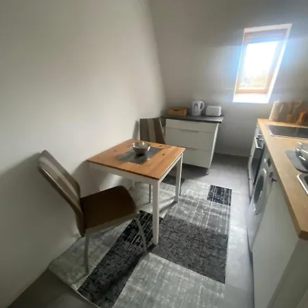 / / Netflex/prime Apartment